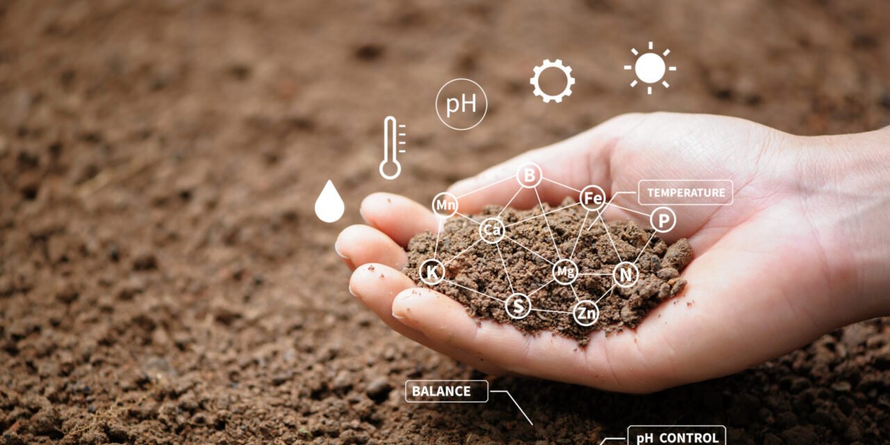How can farmers manage soil pH with fertilizers?