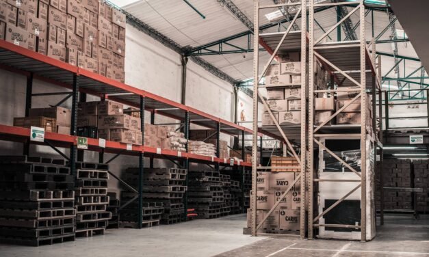What are the top challenges in exporting food and beverage products?